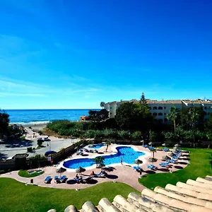 https://marbella-beach-resort.1costadelsol.com